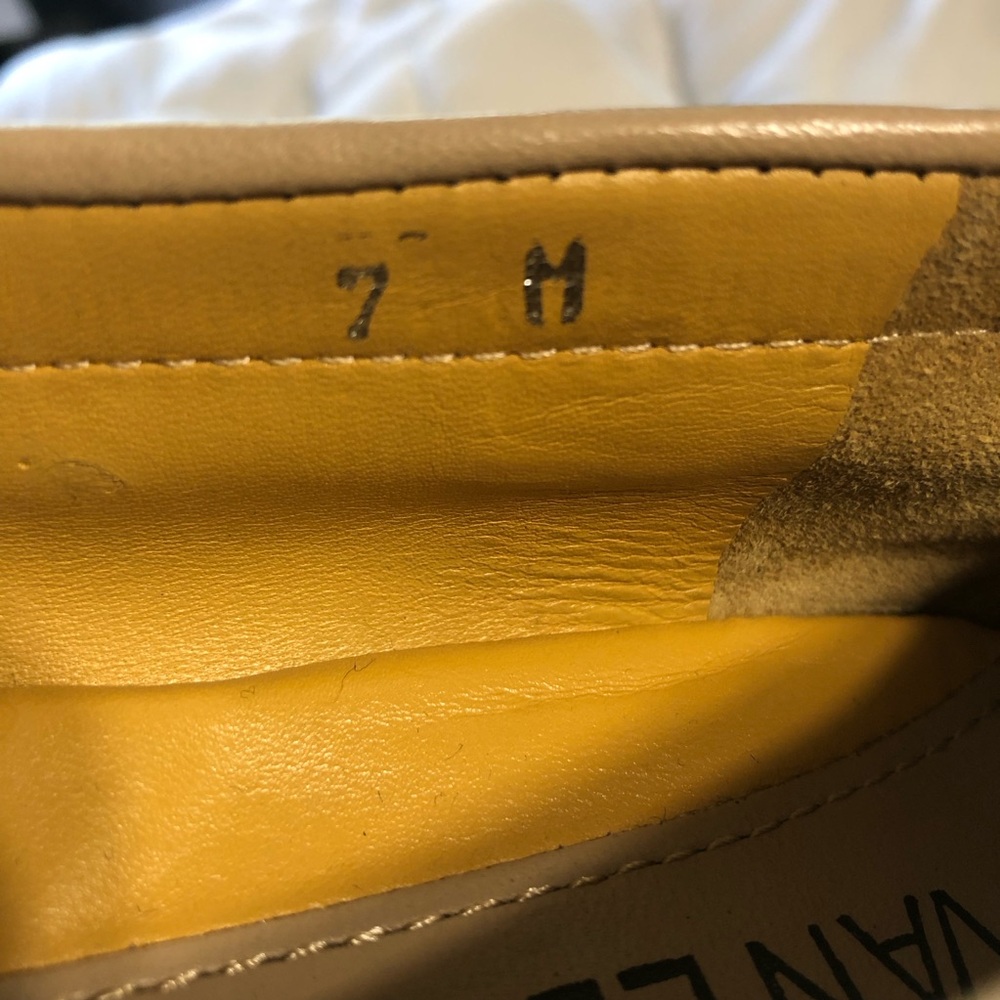 Vaneli Cream Loafers with Metallic Strap Size 7 Medium.Excellent Condition. - Picture 3 of 11